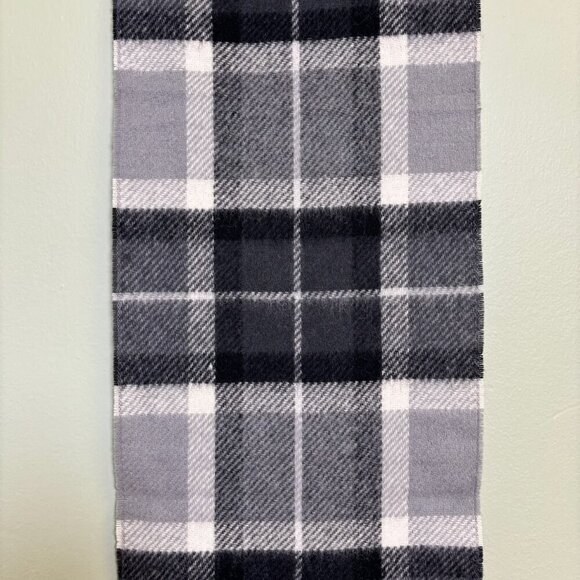 Vintage The Broadway Wool Scarf Plaid Tartan Gray Black Western Germany Academia - Picture 9 of 15